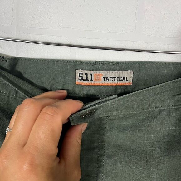 5.11 Tactical Mens Green Cargo Workwear Pants Size 40x34 - Picture 5 of 14